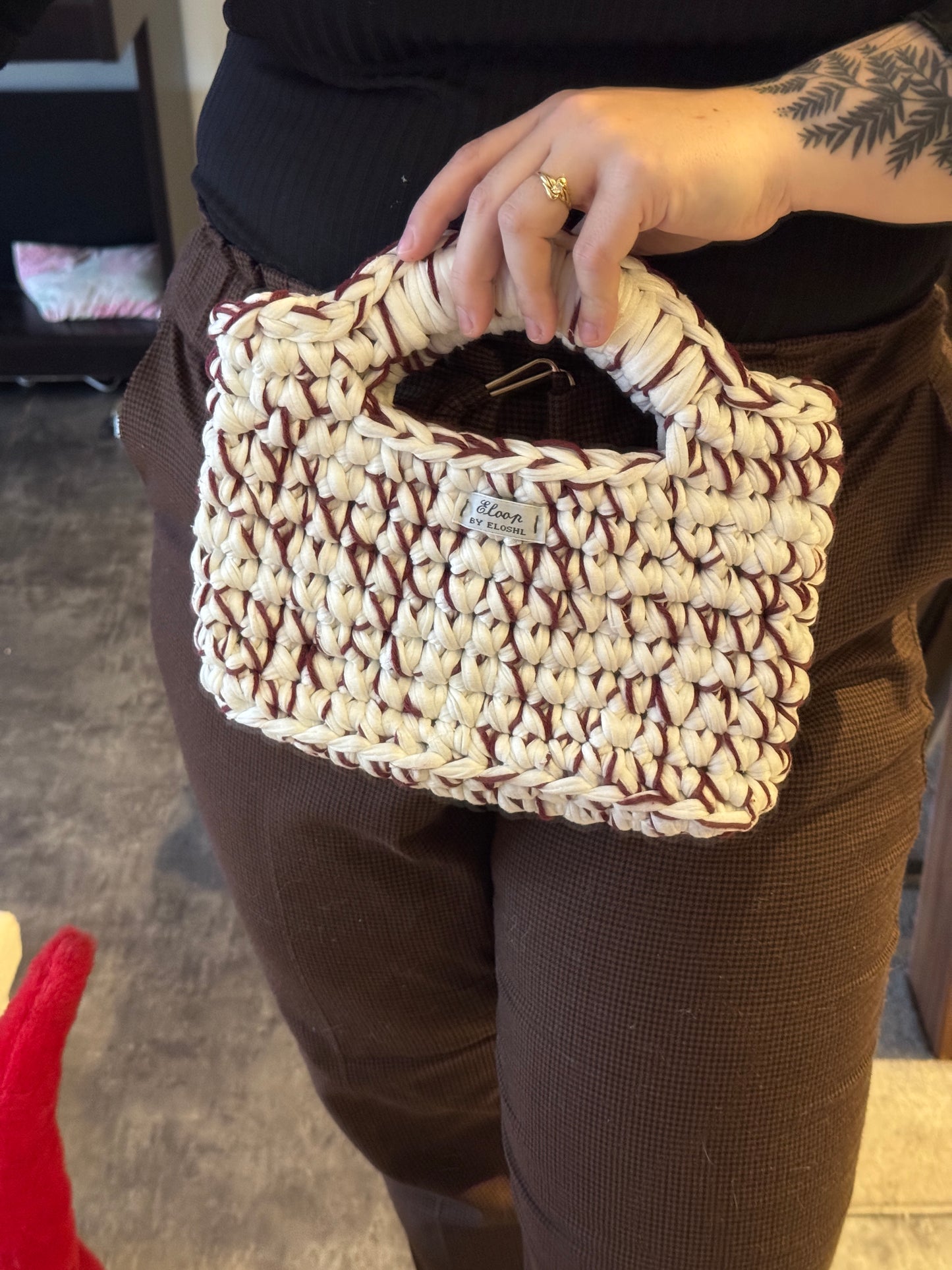 Sac Topaze blanc cassé & fil rouge